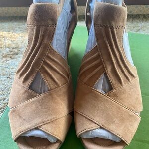 Earth Tan Suede Women's Heels